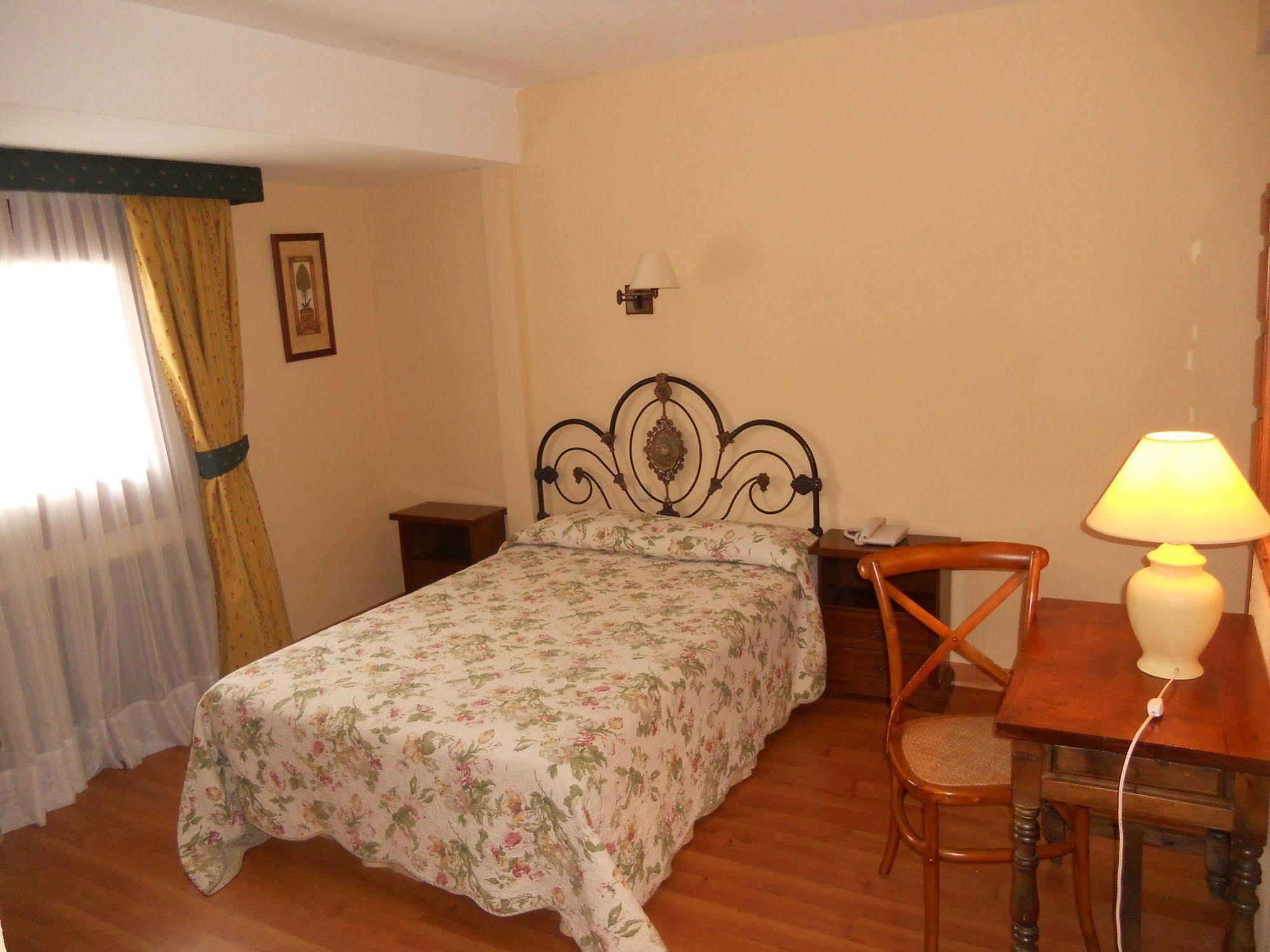 Hotel Rural Las Postas نافاثيرّاذا المظهر الخارجي الصورة